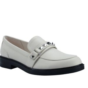 Marc Fisher Cancia All White Minimalist Broque Oxford Loafer